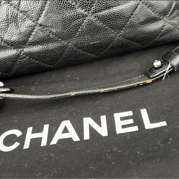 Chanel hobo - Picture 3 of 9